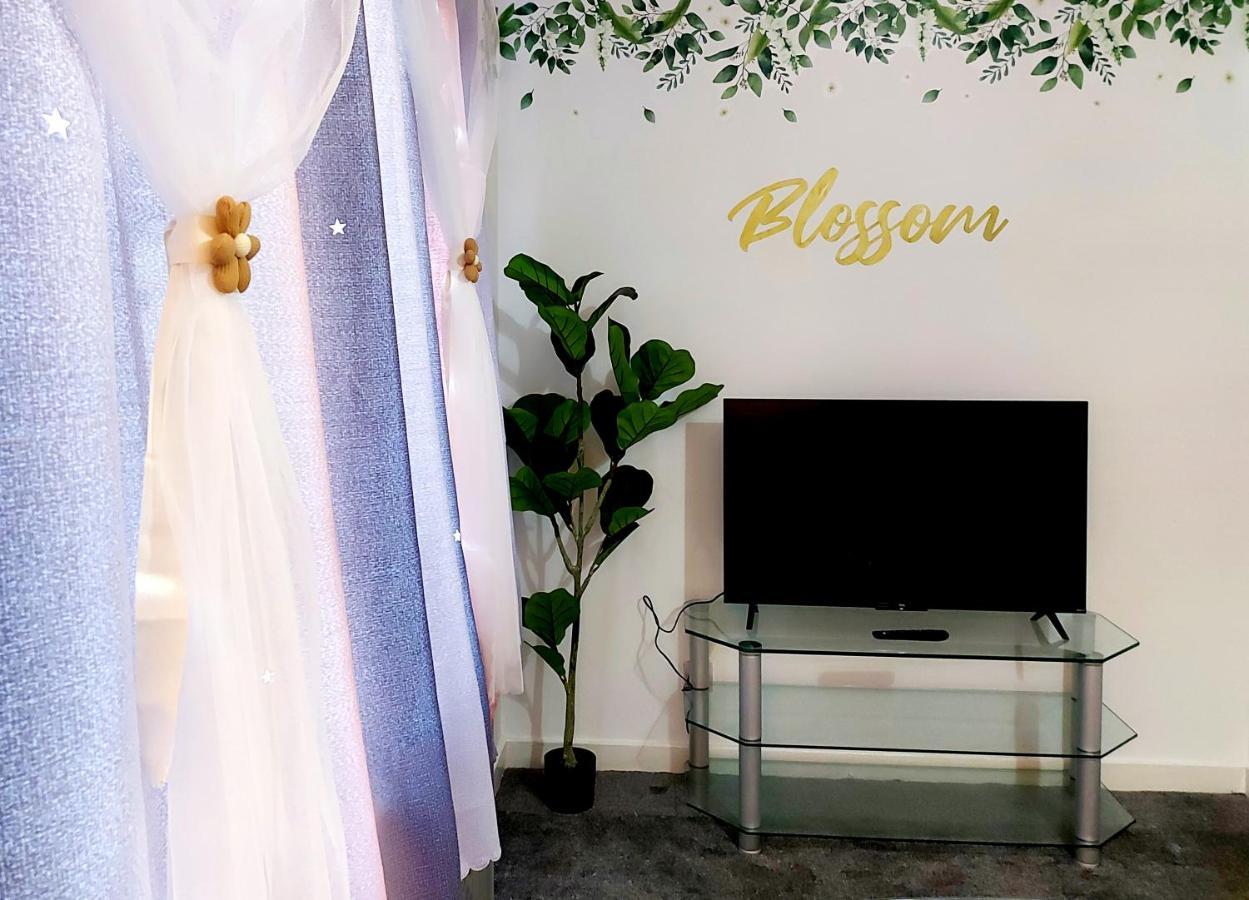 The Blossom - ラーグス エクステリア 写真